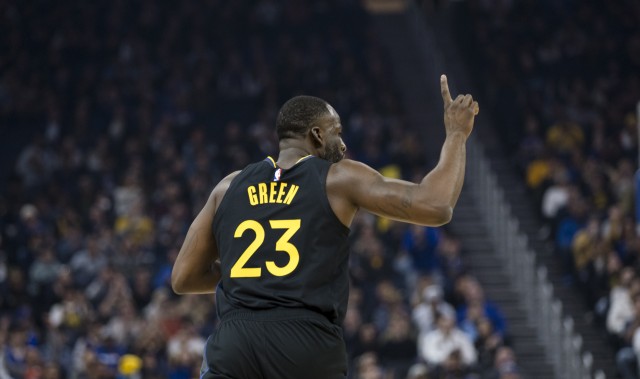 kaiyun-阿里纳斯：追梦是脏动作之王 他的动作都能出集锦 而且真的会伤人