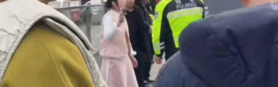 开云体育入口-扬州一女子车祸被打后续：长相曝光，人无赖嘴恶毒，全家受到舆论